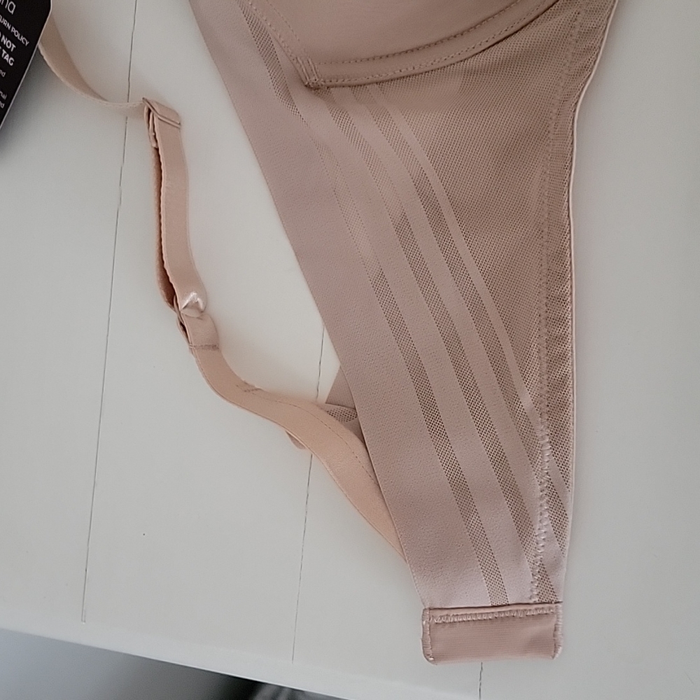 Bra - Picture 3 of 5